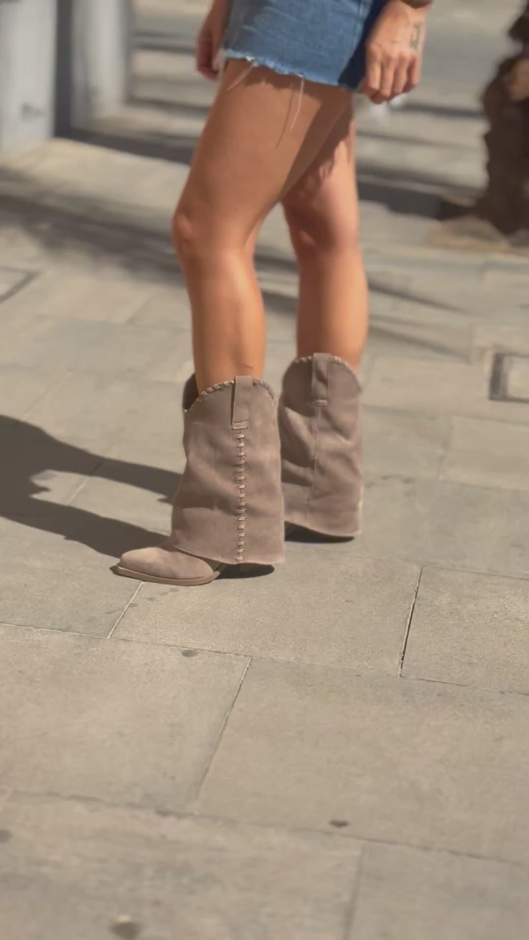 FOLD WESTERN BOOTS — BEIGE